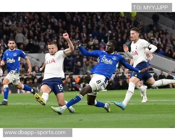 古斯托传射建功荣膺切尔西战埃弗顿全场最佳球员称号