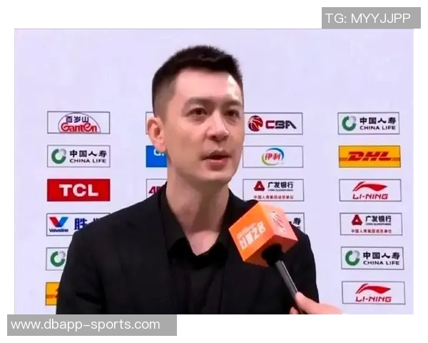 杨鸣强调球队拼搏精神球迷不求每年夺冠但期待每场全力以赴