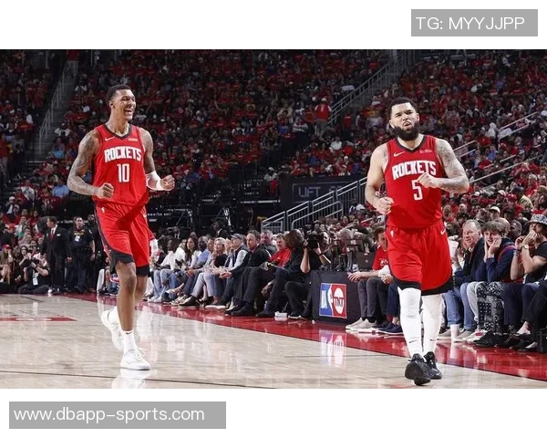 范弗里特积极进行康复训练力争本赛季复出但结果仍不确定