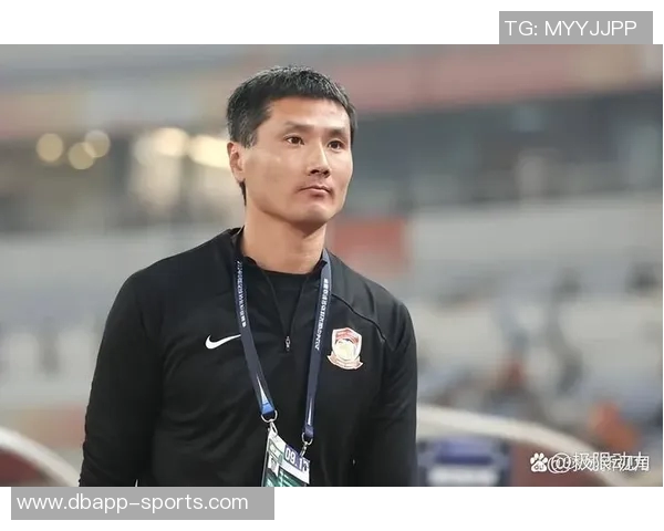 邵佳一教练团队全新阵容揭晓莱纳毛雷尔担任第一助教杨智负责守门员训练 邵佳一教练团队全新阵容揭晓莱纳毛雷尔担任第一助教杨智负责守门员训练